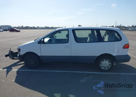 1998 Toyota Sienna Ce z USA, uszkodzony, nr VIN 4T3GF19C1WU078307